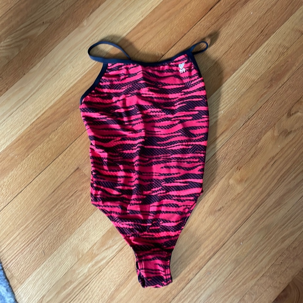 TYR one piece bathing suit - red/black size 40